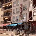 Nautilus Hotel