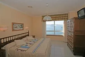Nautilus Hotel