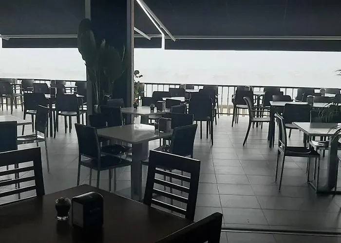 Nautilus Hotel